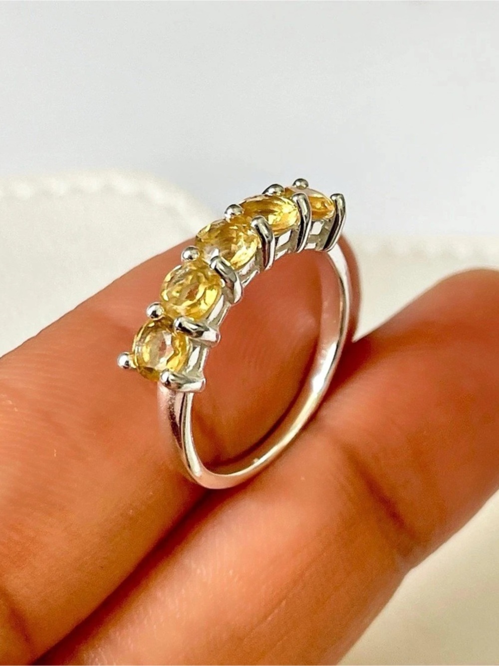 Natural Citrine Ring in 925 Sterling Silver  US: 6